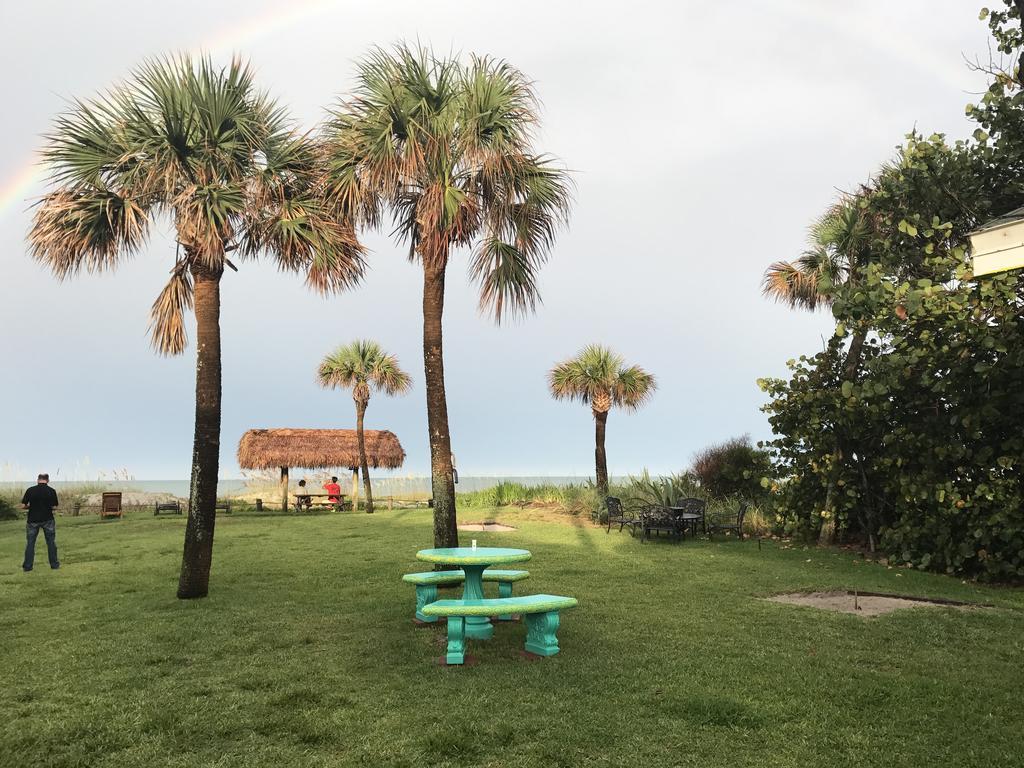 South Beach Inn - โคโคบีช ภายนอก รูปภาพ