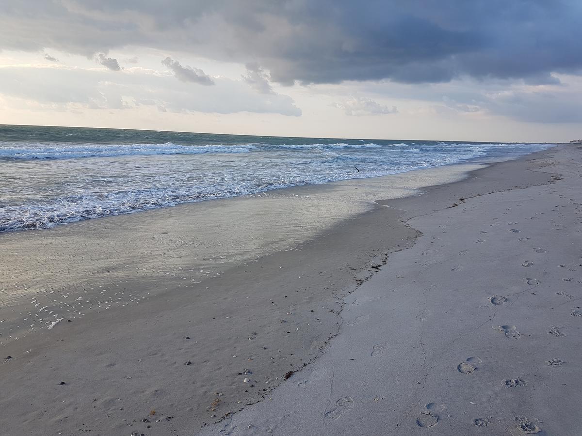 South Beach Inn - โคโคบีช ภายนอก รูปภาพ